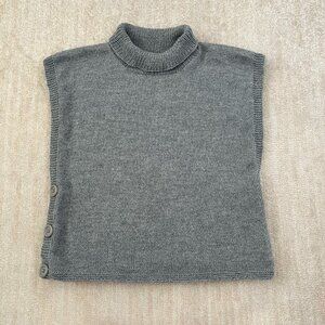 Handmade Gray Chunky Knit Turtleneck Sleeveless Sweater